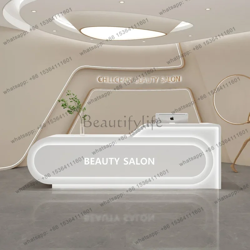LJY Home Make-up Bureau, Kassa - Beauty Makeup Institute recensie en prijs