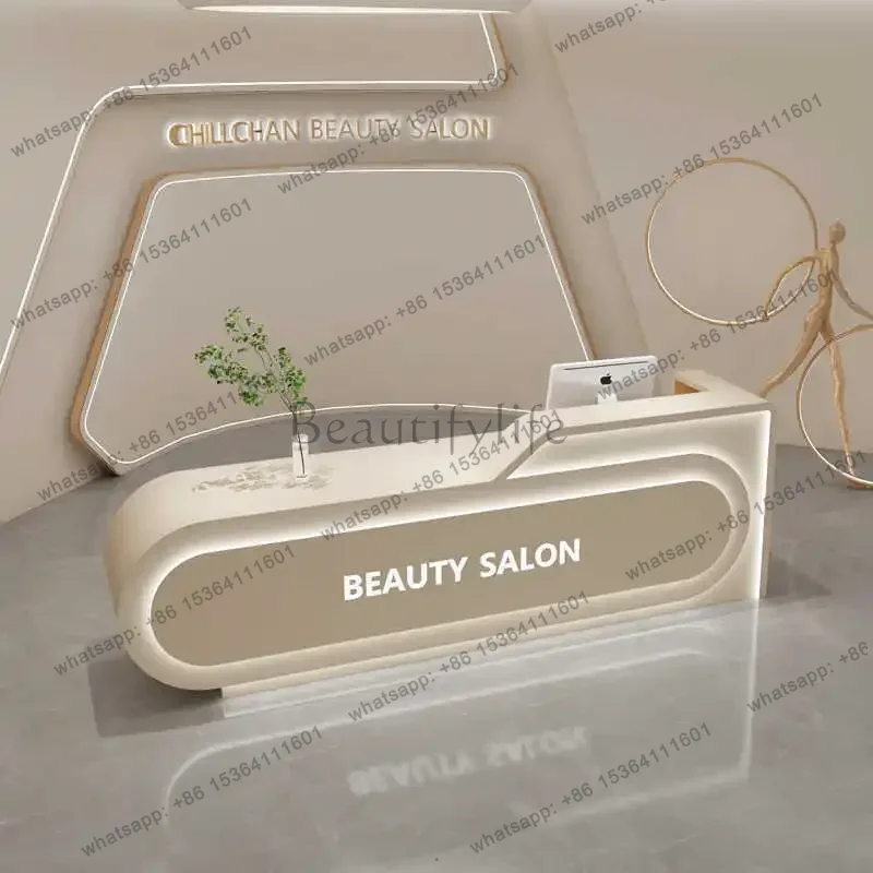 LJY Home Make-up Bureau, Kassa - Beauty Makeup Institute recensie en prijs
